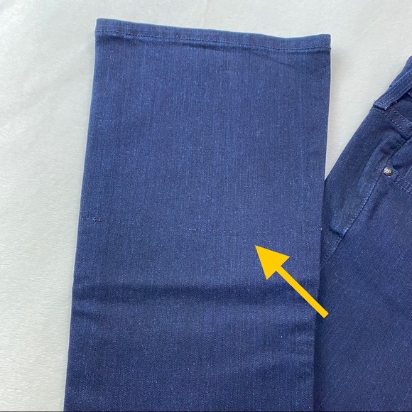 💕HP💕NWOT Kate Spade - Dark Wash "The Uptown" Flare Jeans Bootcut Sz 25 US Sz 2 - Picture 7 of 8